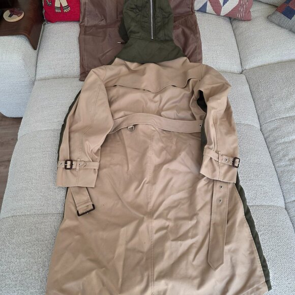 Limited Edition Burberry Trench Coat #114 of 150 Collection - Picture 3 of 16